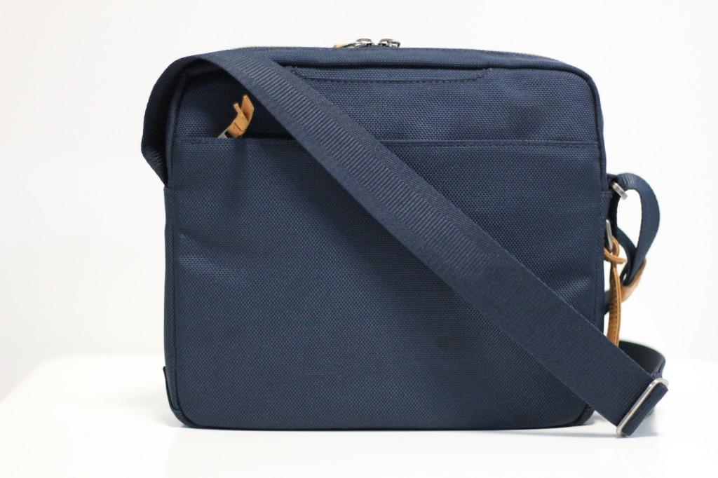 Tumi deals clifton crossbody
