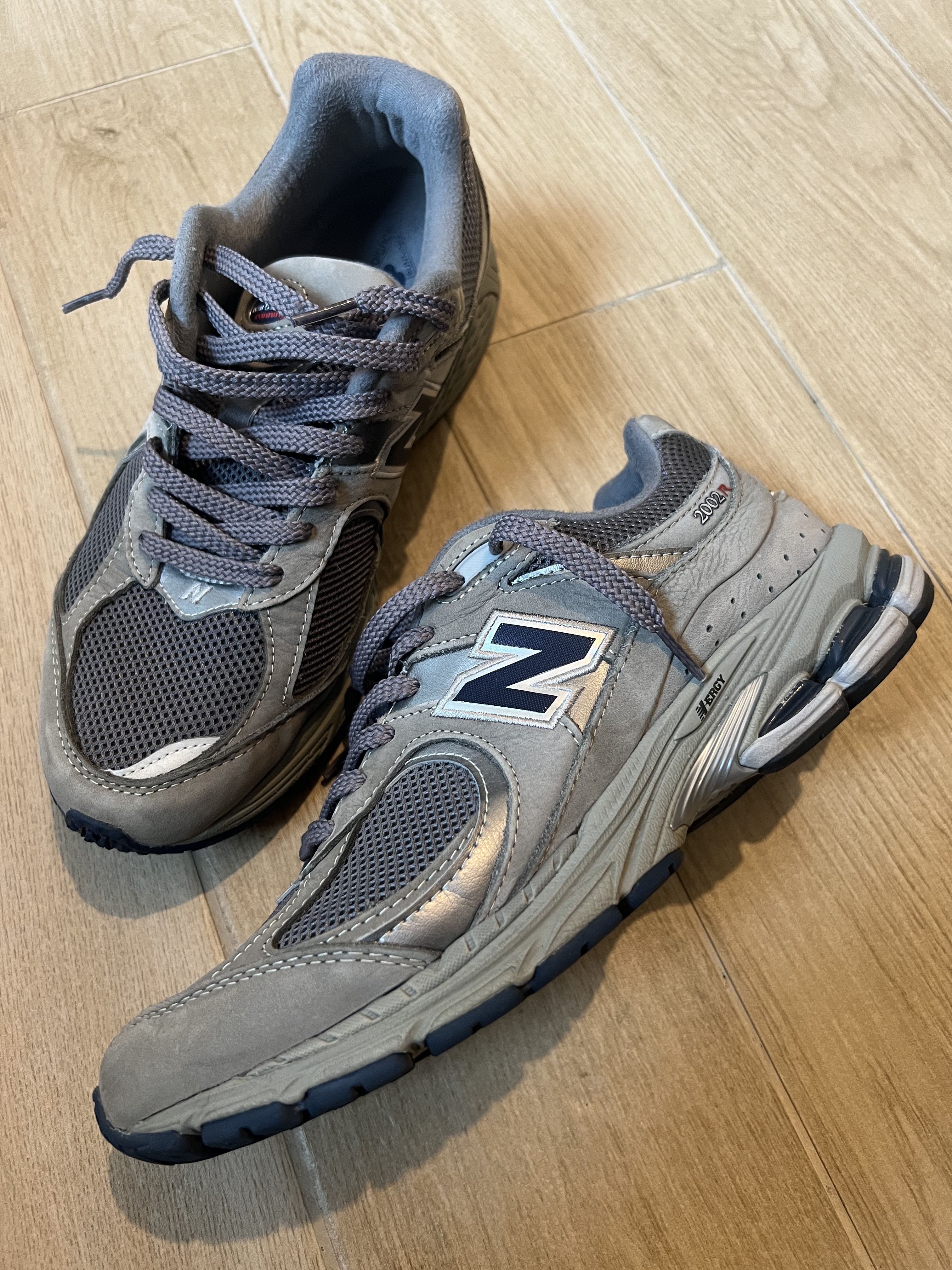 new balance ml2002ra us9 (27cm) 新品 スニーカー 靴 メンズ オンラインストア最安