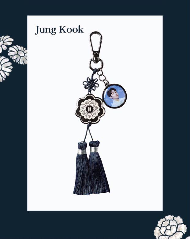 [WTS] BTS Dalmajung Keyring V, Jungkook, Hobbies & Toys, Memorabilia & Collectibles, KWave on