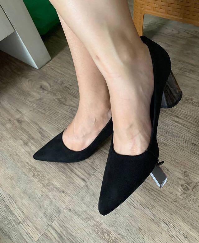 zara black suede heels