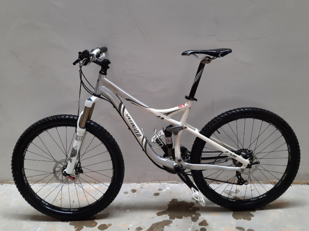 12.1kg! CHEAPEST SPECIALIZED SAFIRE COMP FULL SUSPENSION MOUNTAIN BIKE