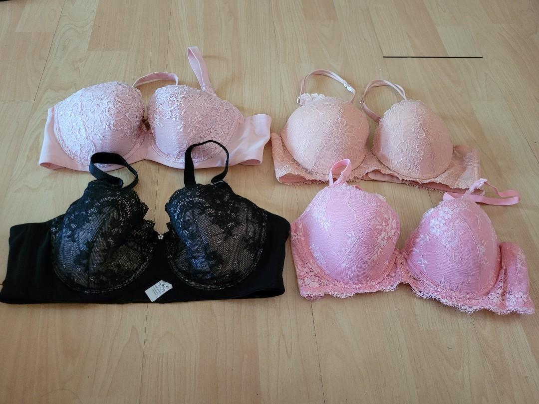 34C Triumph maximizer sexy lace bra super worth buy, Women's Fashion, New  Undergarments & Loungewear on Carousell
