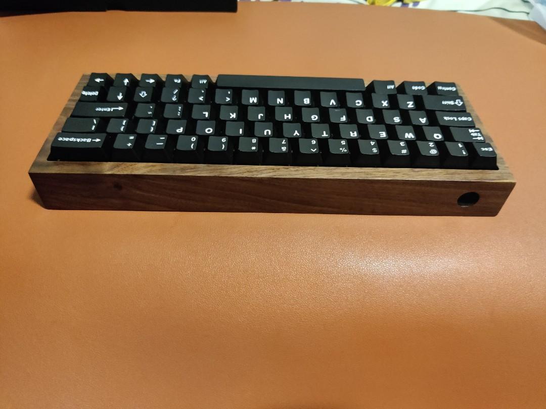 60% Custom Keyboard Tofu60 Walnut Case, Computers & Tech, Parts 