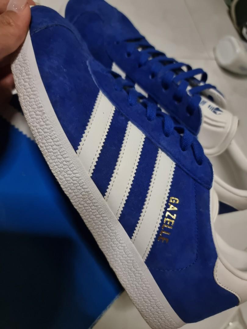 Adidas originals gazelle trainers in blue s76227 discount