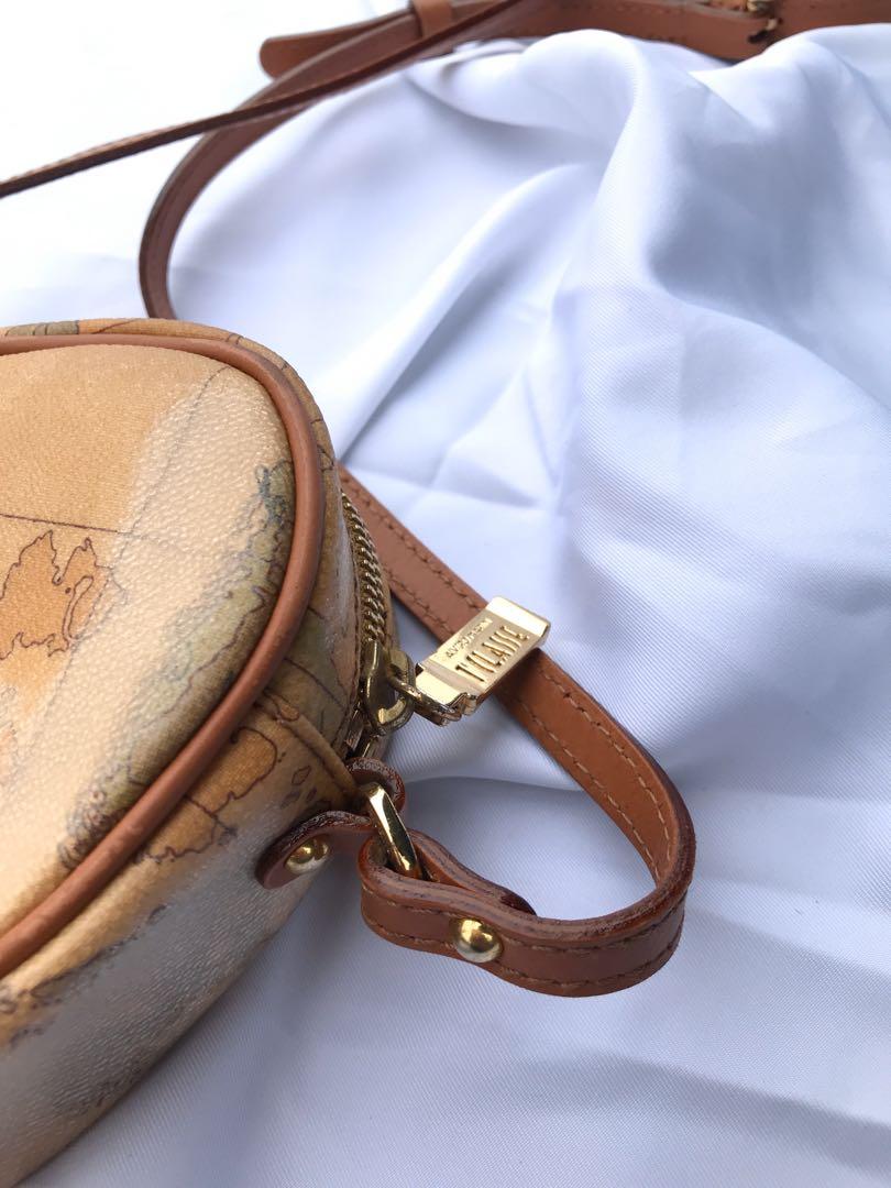 Alviero martini heart bag best sale