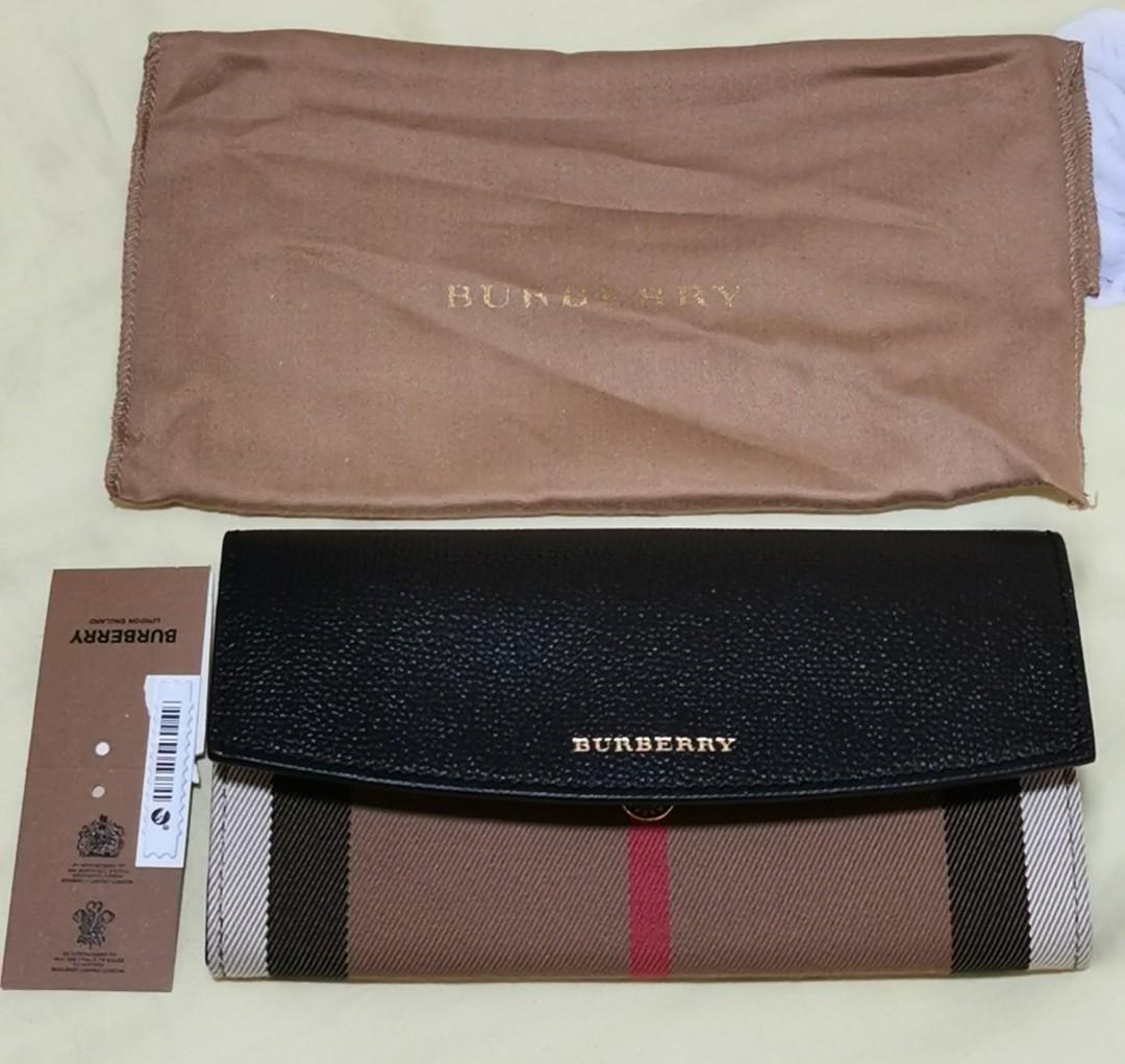 BRAND NEW Authentic Original Burberry Wallet, Luxury, Bags & Wallets on  Carousell