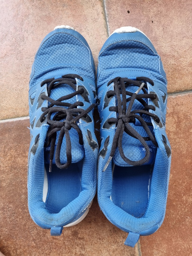 Reebok black sale and blue shoes