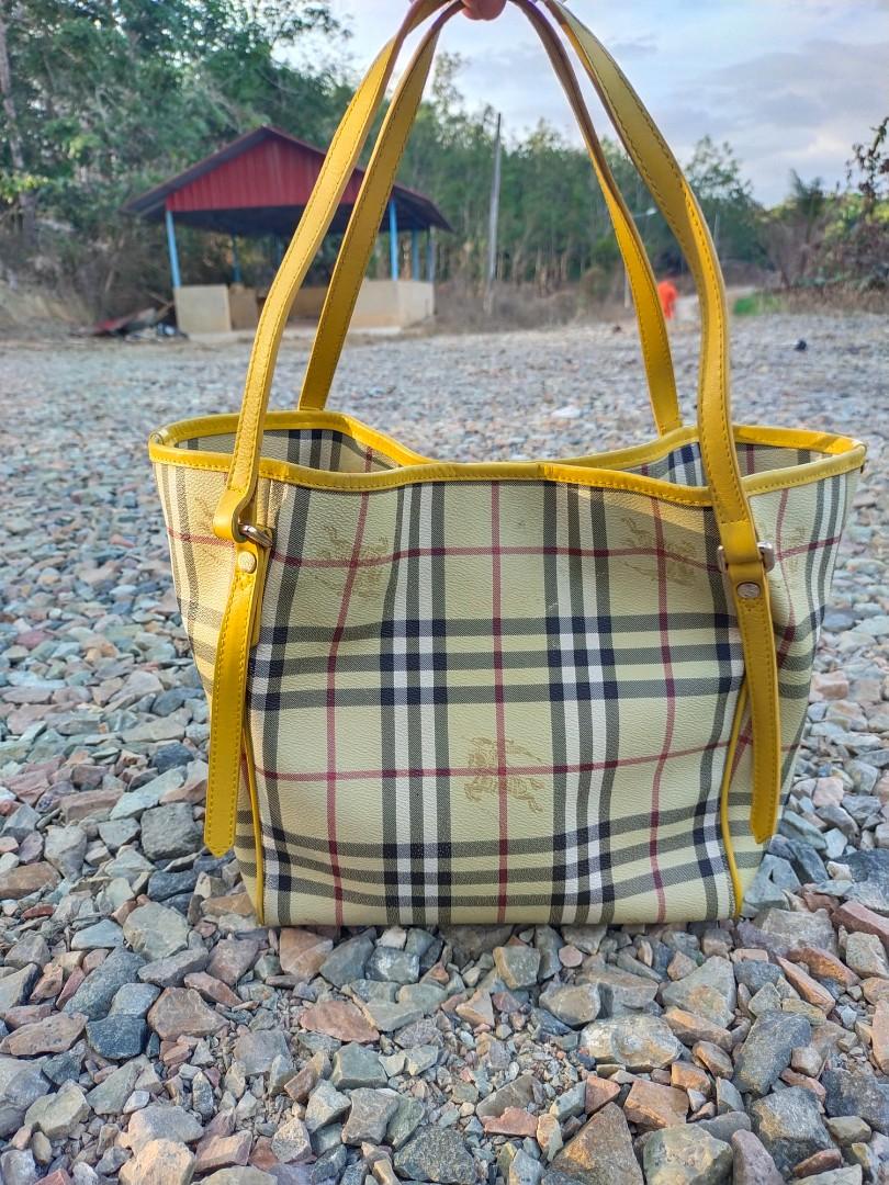 Burberry tote Luxury Bags Wallets on Carousell