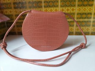 （分類：）位於 。 由 waterlongleg 提交（商品編號 1138981156，圖片 1）。簡介： 。