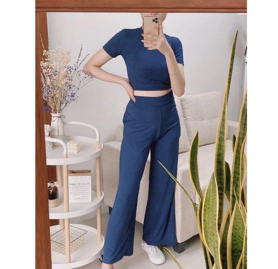 Square pants and crop top outfit deals