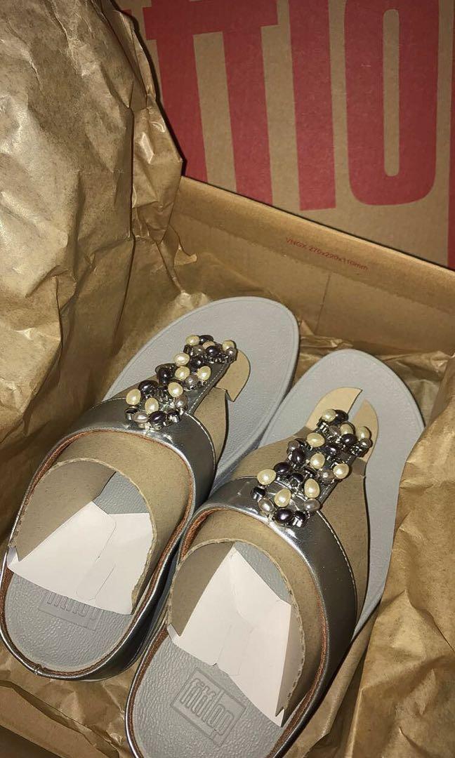 Fitflop Fino Pearl Chain Sandal