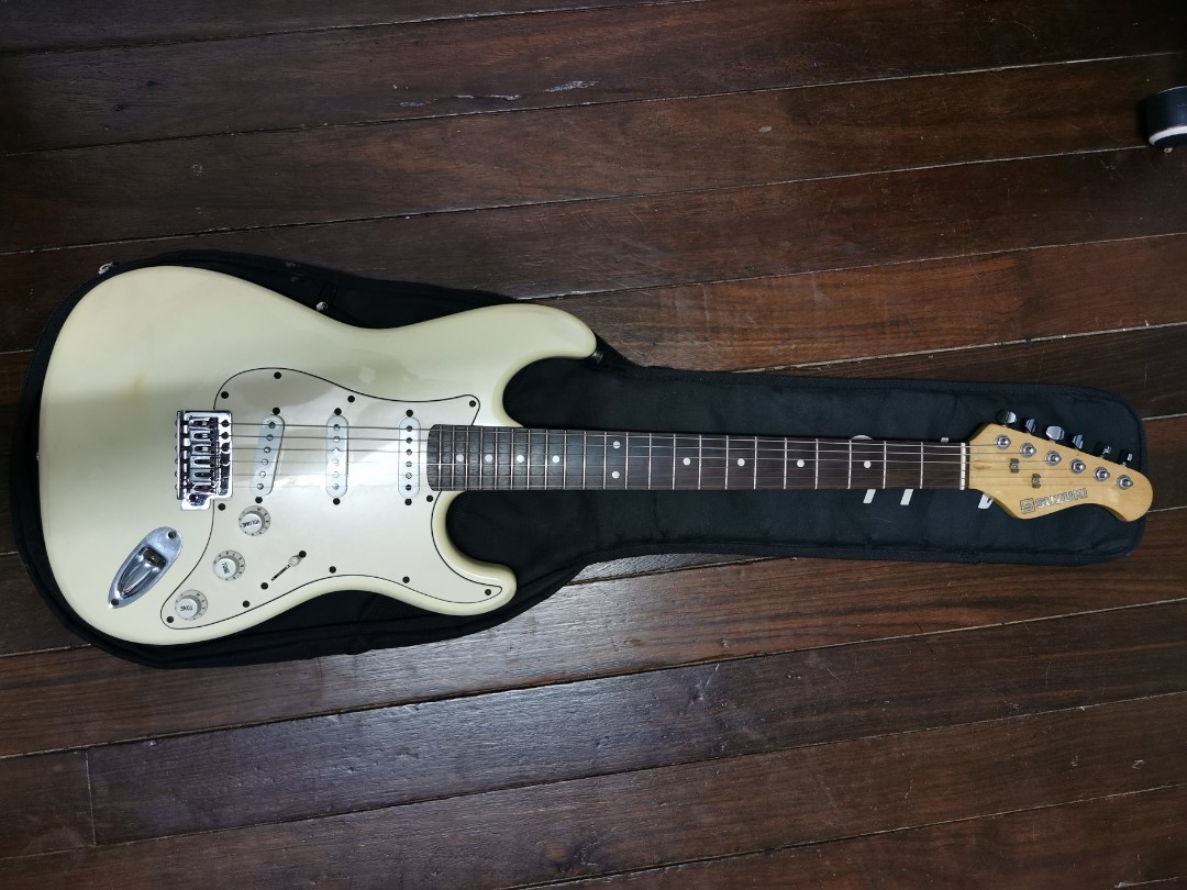 FOR SALE SUZUKI STRATOCASTER JAPAN Hobbies Toys