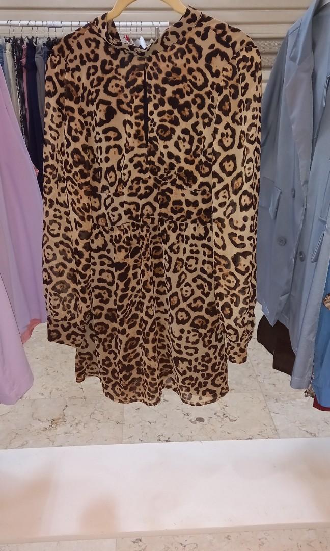 Forever 21 Leopard Pattern mini dress 