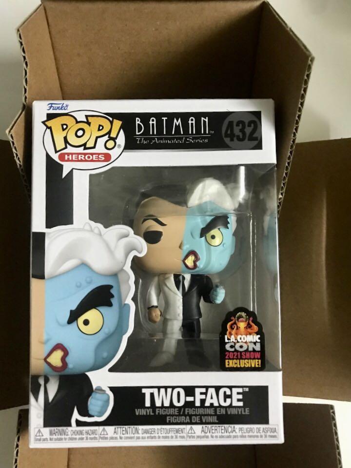 Funko Pop DC Batman The Animated Series Two-Face 2021 Los Angeles Comic Con  LACC Exclusive 432