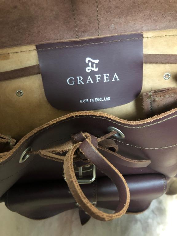 Grafea 酒紅色兩用真皮背包/手挽包, 女裝, 手袋及銀包, 多用途袋