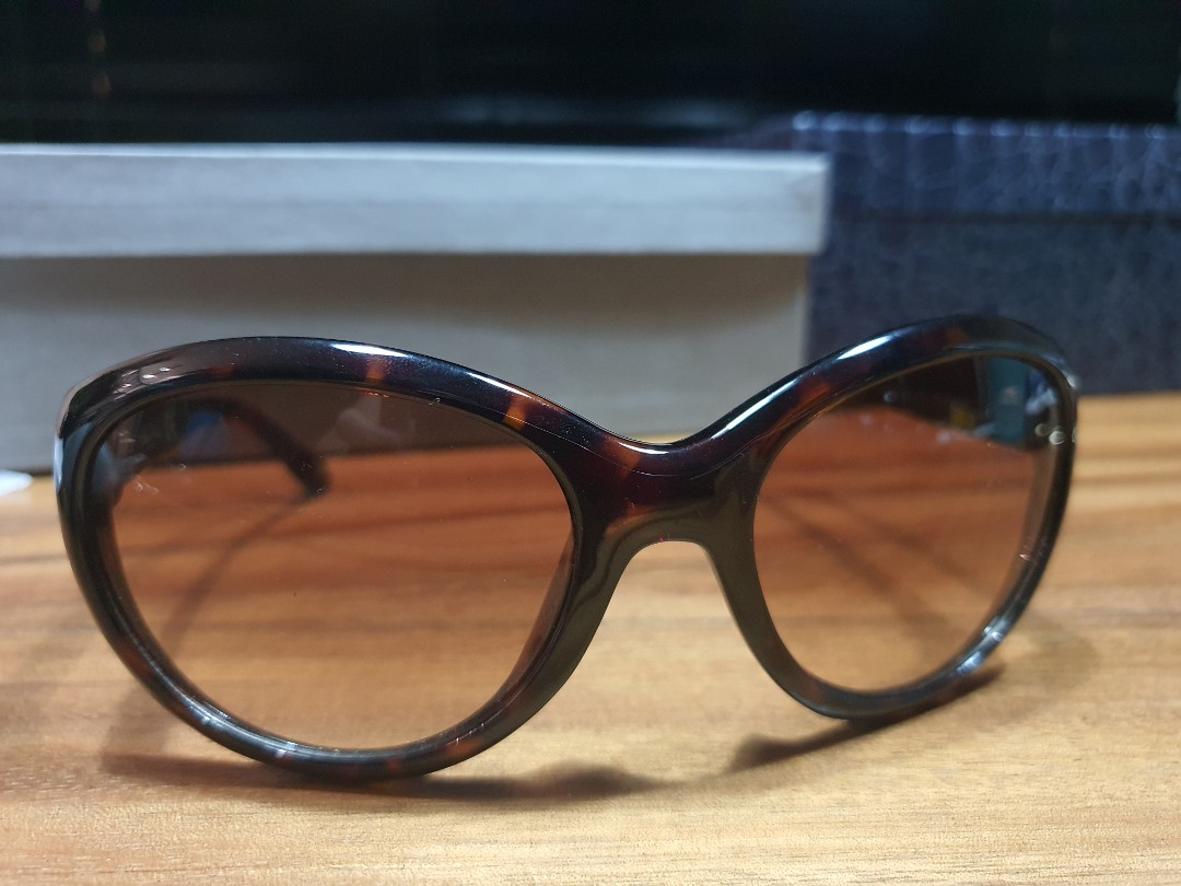 Kenneth Cole shades, Women's Fashion 