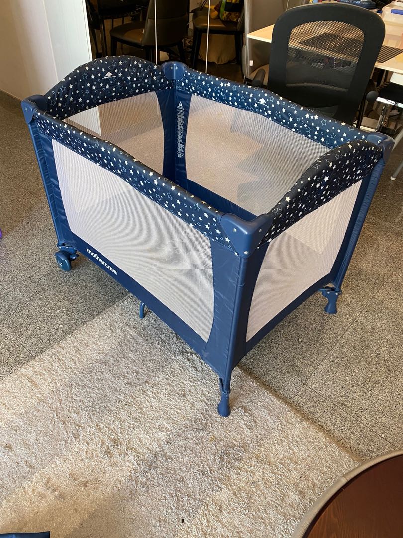 Mothercare hauck travel cot top