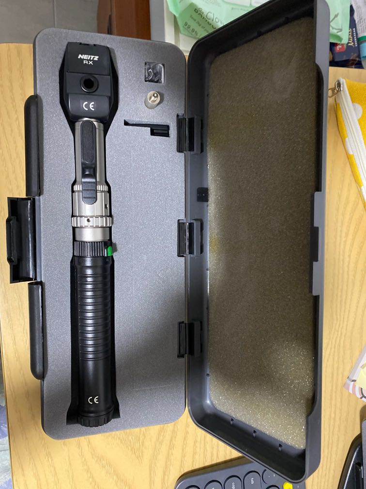 Neitz Retinoscope with accessories, Health & Nutrition, Medical