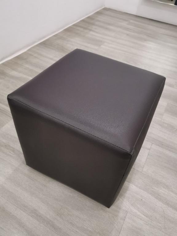 nice stool (Category: Other Home Furniture) located in Singapore. Submitted by cris1989 (Listing ID 1139028049, Image 1). Description: 36cm X 36cm X 36cm 3 left $10 for 3 pieces.