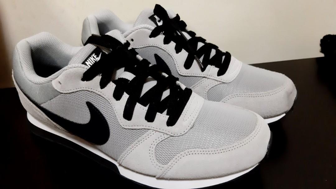 Md runner grey top