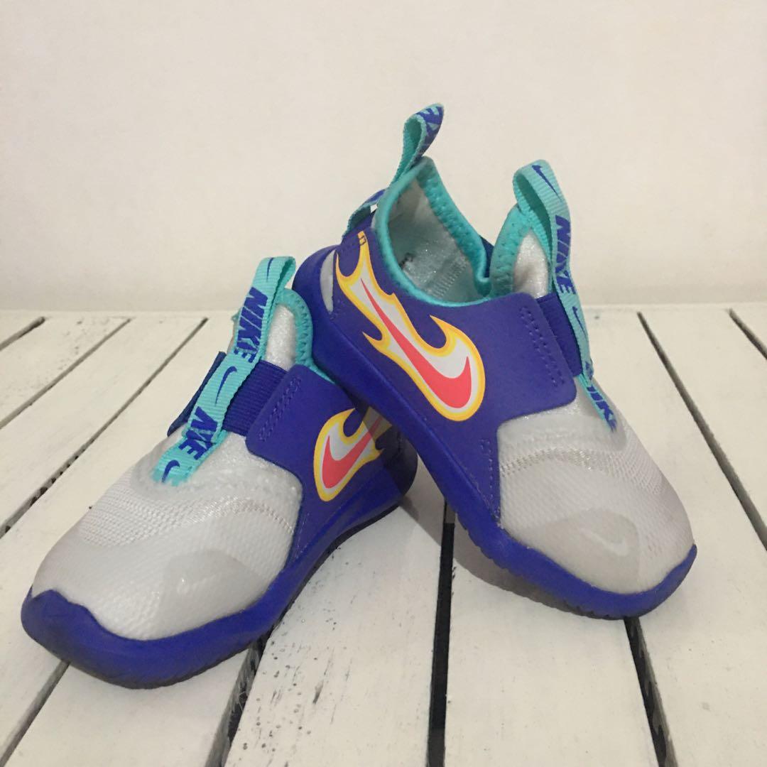 nike flex runner fire