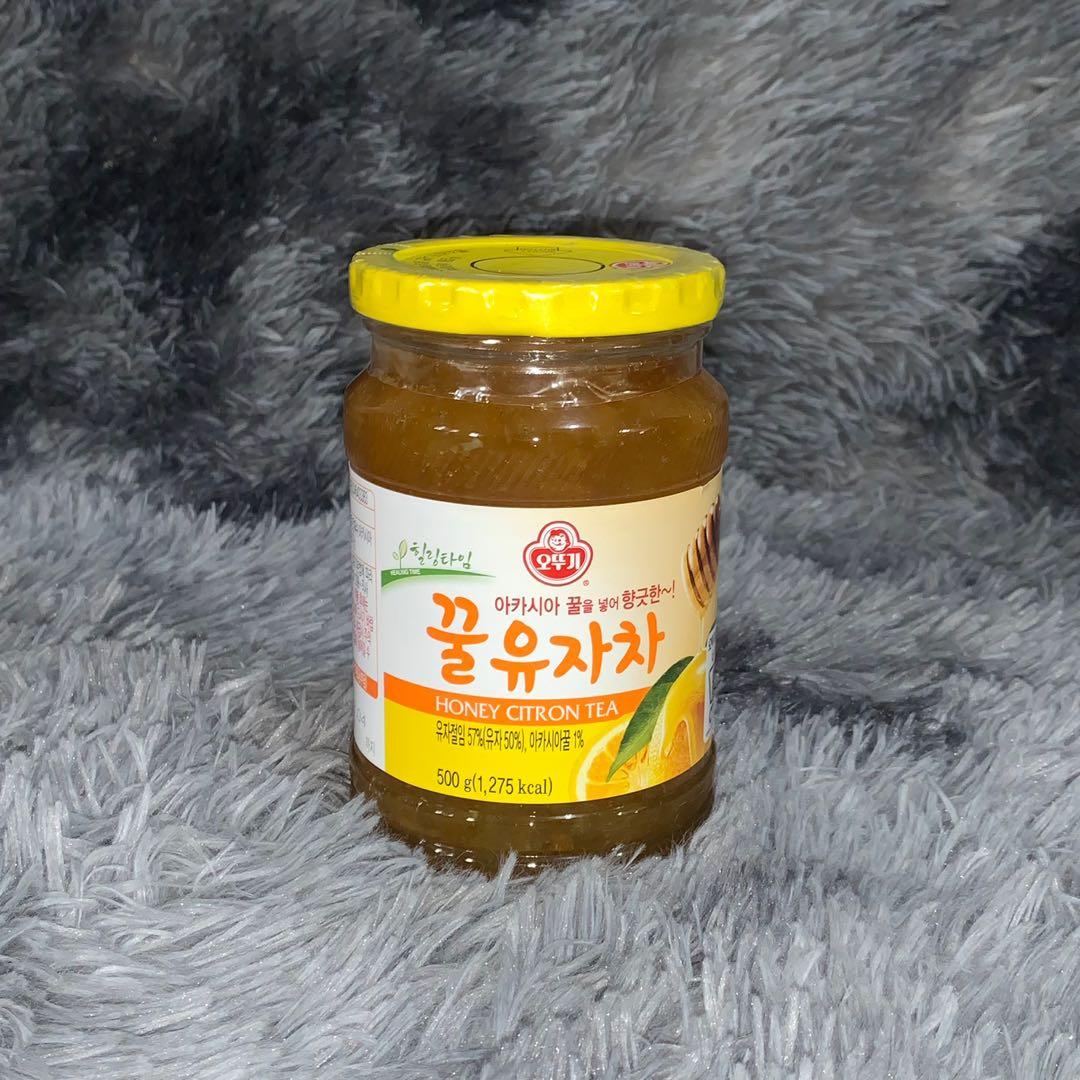 Ottogi Honey Citron Tea 500g (Category: Other Food & Drinks) located in Valenzuela. Submitted by printmekanix (Listing ID 1139149696, Image 1). Description: OTTOGI Korea Health Honey Citron Tea 500g Product of Korea Sweet and sour Citron Tea Rich in vitamin and citron chunks for chewy texture Korean ginger extract, chunks and honey only No color no artificial preservatives Add 3-4 tsp (20g) of tea to hot or cold water and stir well. Spread on a s