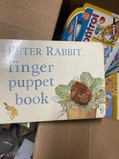 Peter rabbit finger puppet book