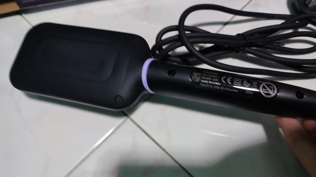 Philips Naturally Straight Hair in 5 minutes, Beauty & Personal Care, Hair on Carousell