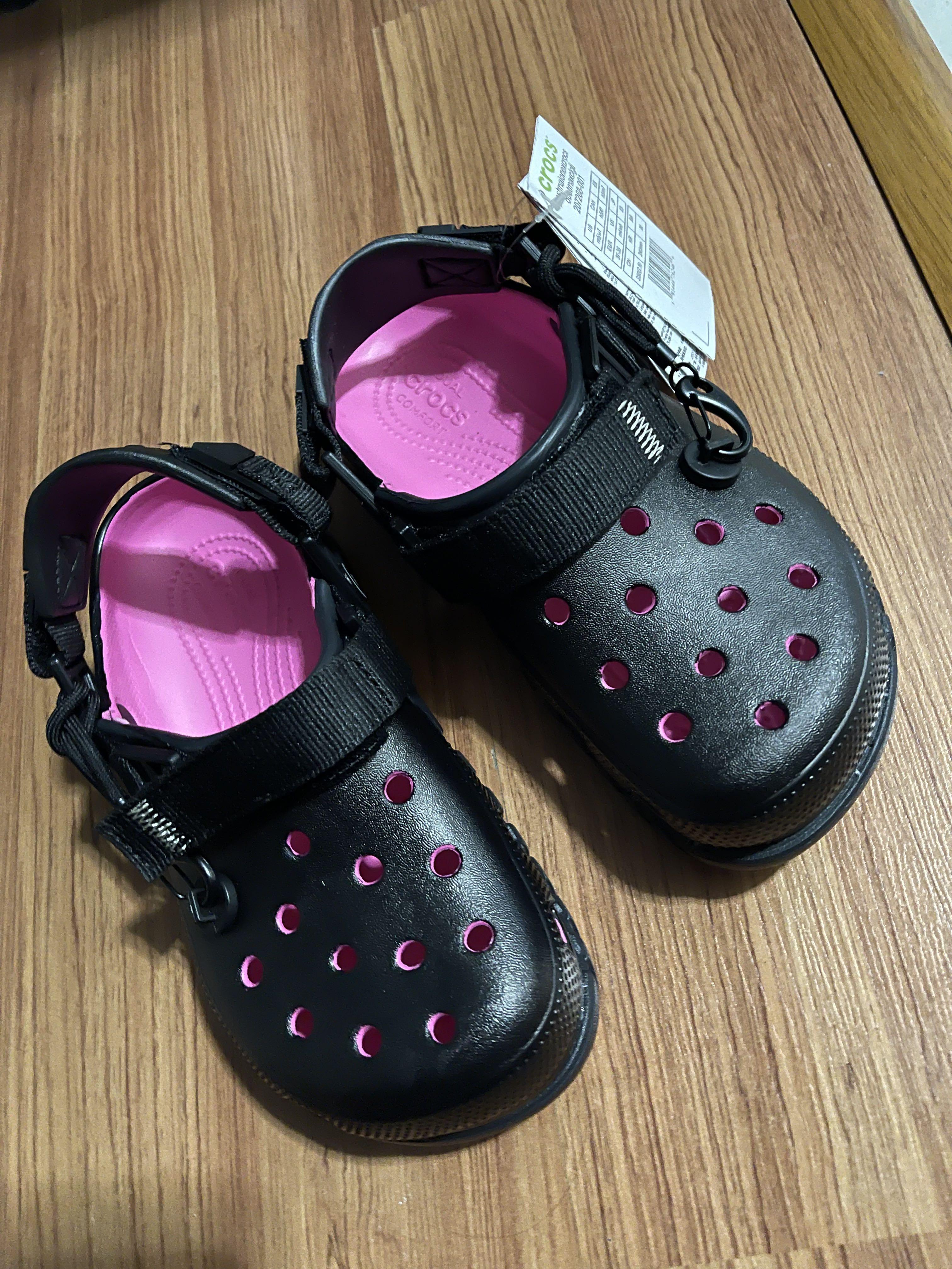 Crocs robinsons sales galleria