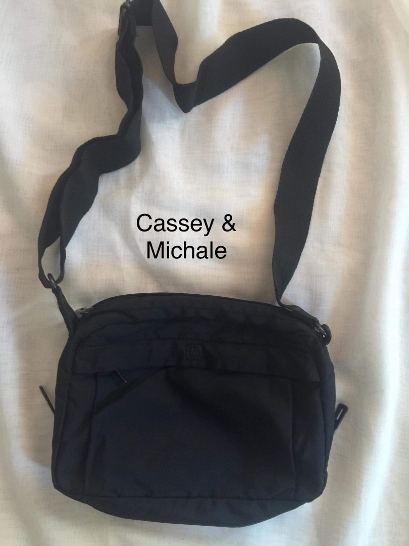 PreOwned Sling bag for Men, Men's Fashion, Bags, Sling Bags on Carousell