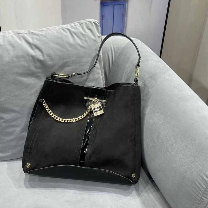 Tas river Island, Fesyen Wanita, Tas & Dompet di Carousell