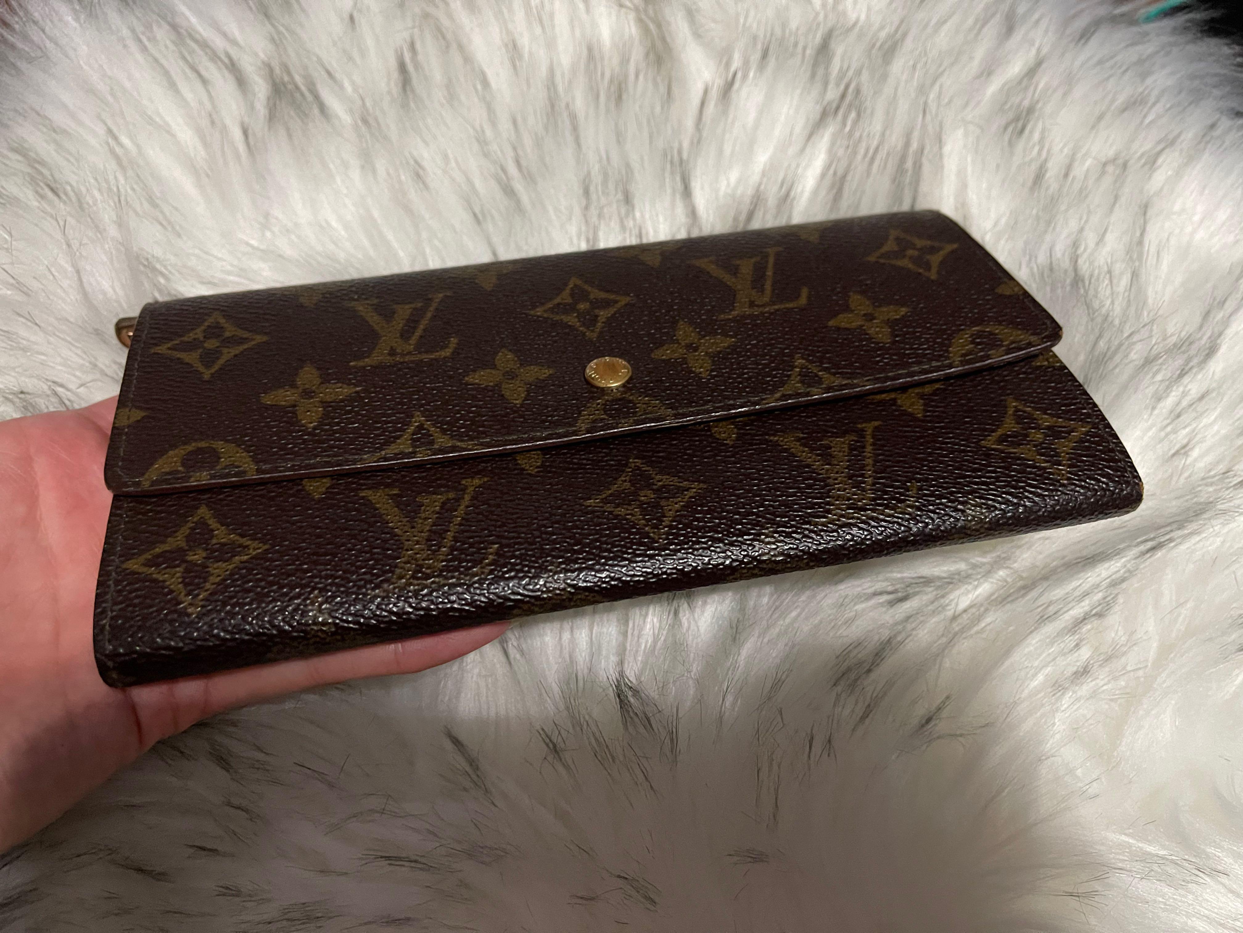 RARE Louis Vuitton VINTAGE leather Trifold wallet / bifold AUTHENTIC