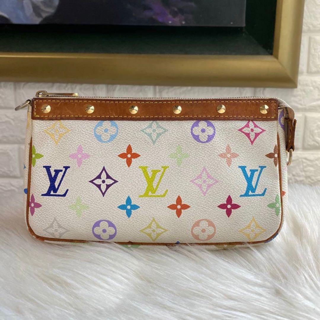 SALE VINTAGE LV CLUTCH BAG, Luxury, Bags & Wallets on Carousell