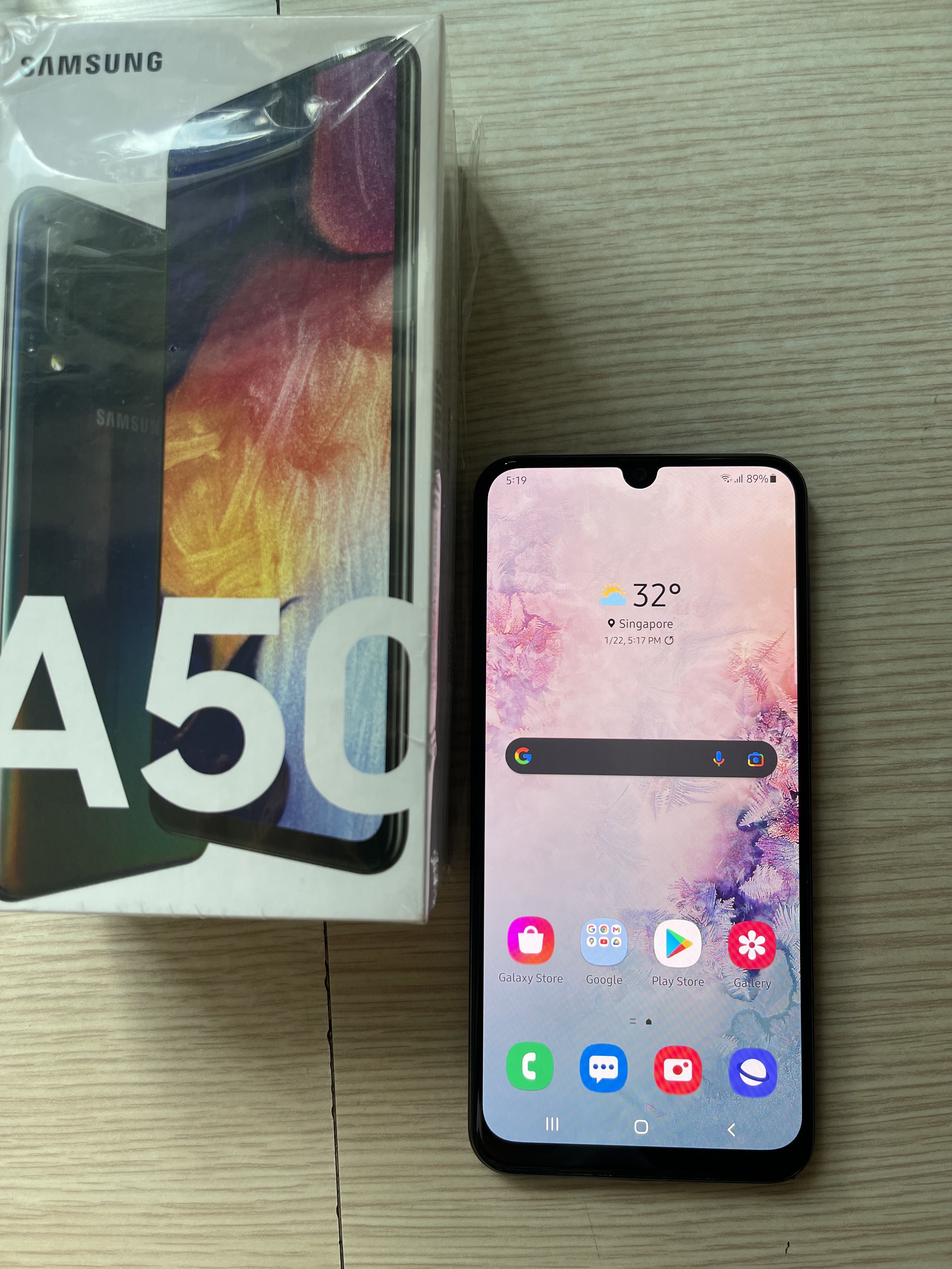 Samsung Galaxy A50 64GB Xfinity - Black