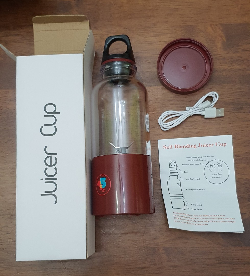 Self blending juicer store cup