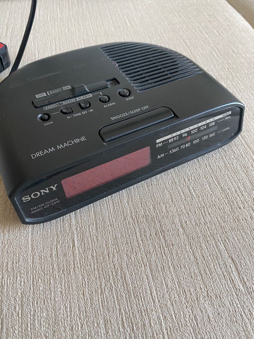 sony clock radio icfc270, Audio, Other Audio Equipment on Carousell