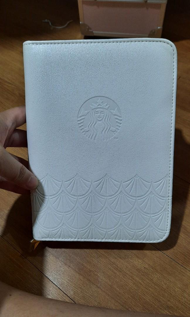 Starbucks 2022 White Organizer (No Planner), Men's Fashion, Watches