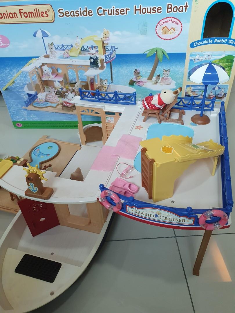 Sylvanian Families Seaside Cruiser House Boat