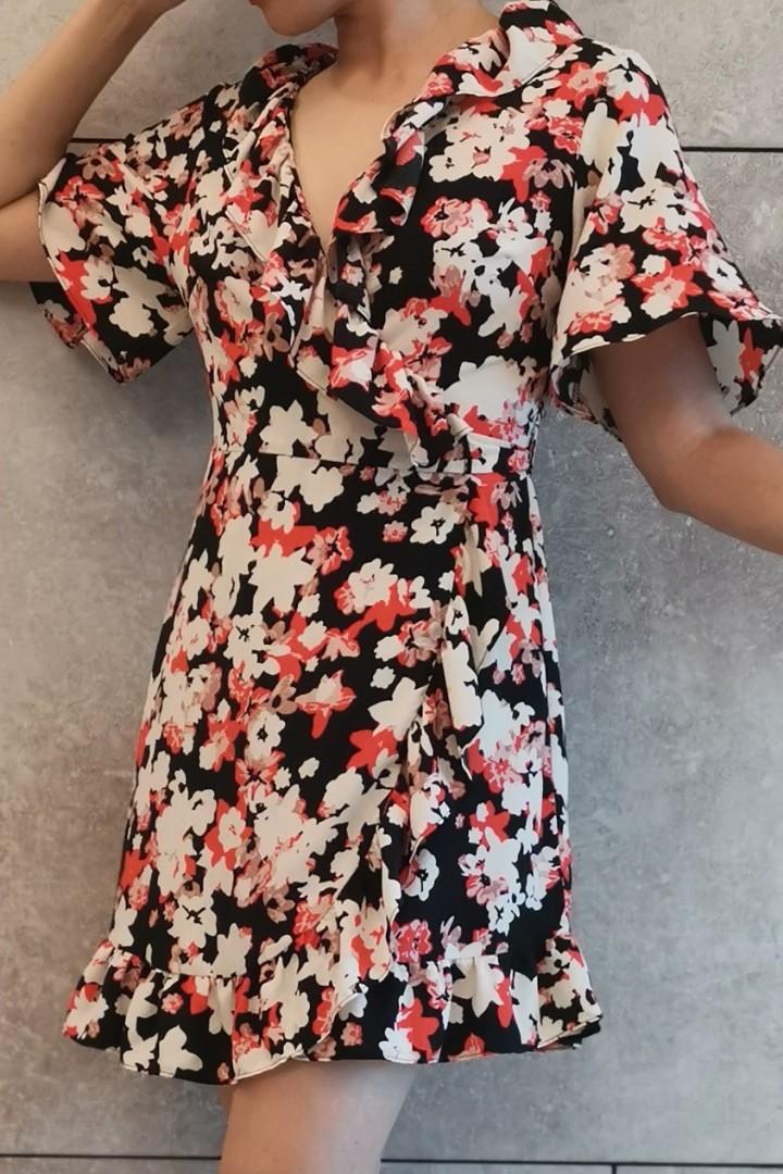Topshop printed store peplum wrap dress
