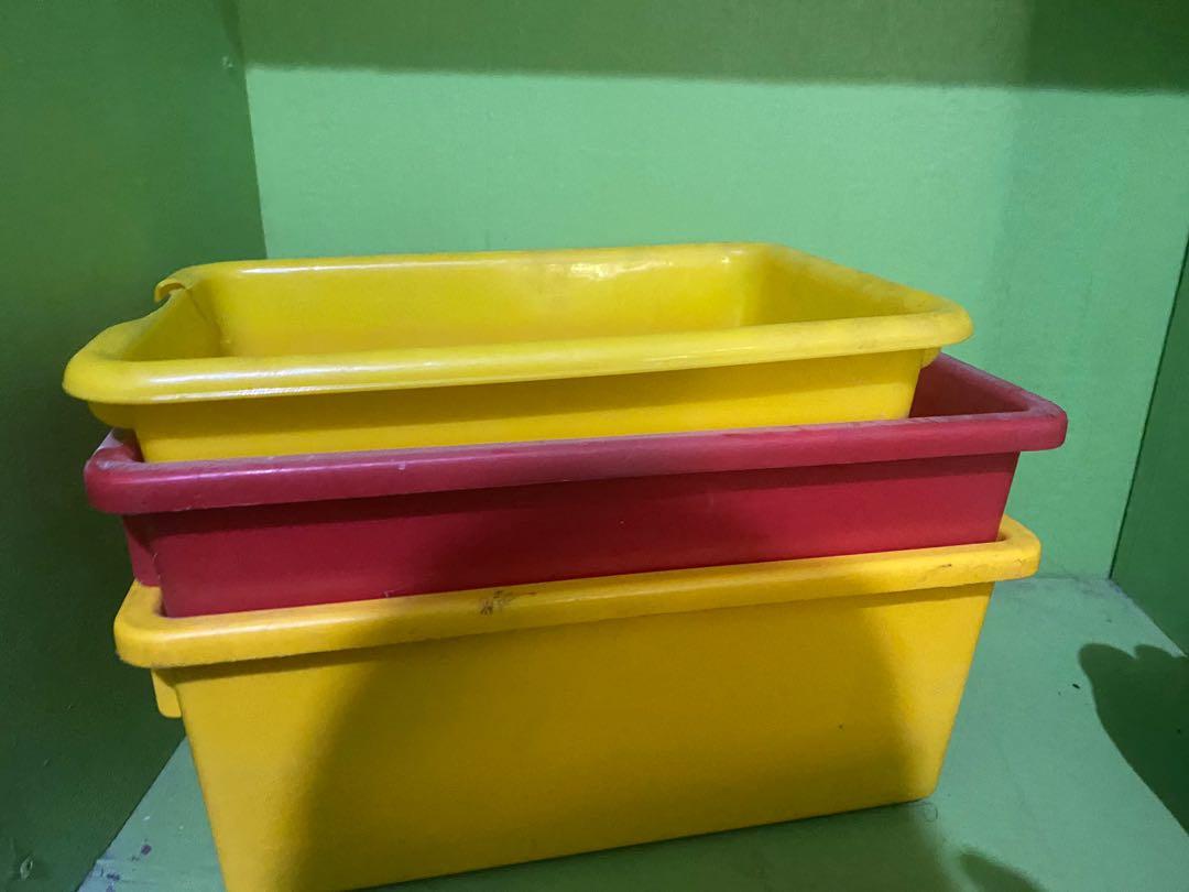Toys Bin (Category: Storage Boxes & Baskets) located in Quezon City. Submitted by mommyclutter (Listing ID 1138959257, Image 1). Description: Get al for 500 please see pic for the issue.