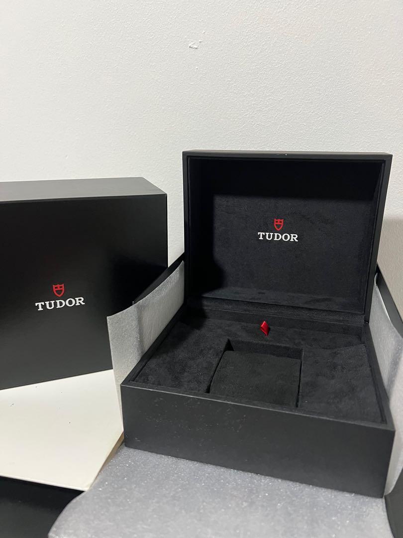 tudor box