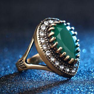 Vintage fashion ring