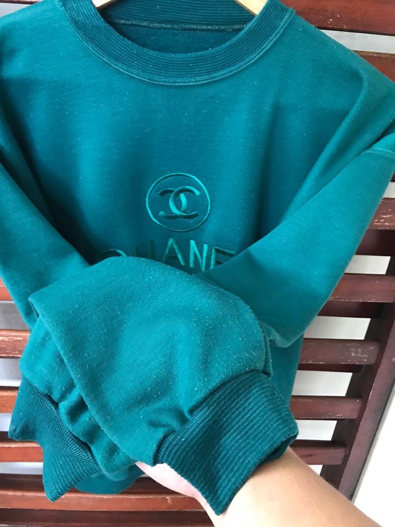 Bootleg chanel sweatshirt store