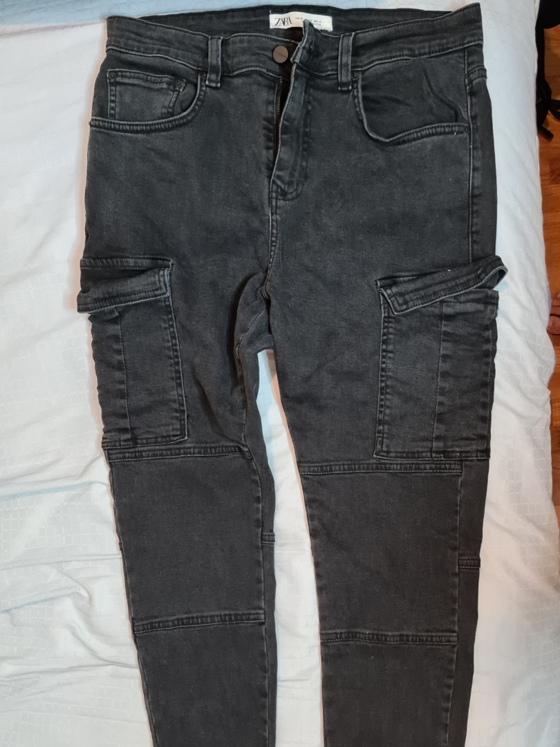 Zara cargo Jeans now available. Price-$8500 Sizes- S M L