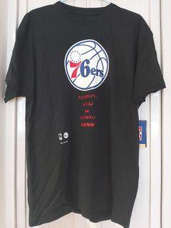 100% New with tag Nike Short Sleeves Oversize Tee NBA 76ers Black Size M & XL (HKD$210)