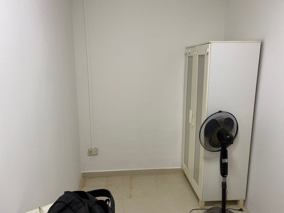 (Category: ) located in . Submitted by mayue (Listing ID 1139218637, Image 1). Description: .