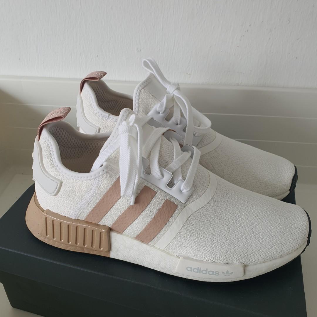 adidas gazelle silver green womens Adidas NMD R1 Ash Pearl (W)