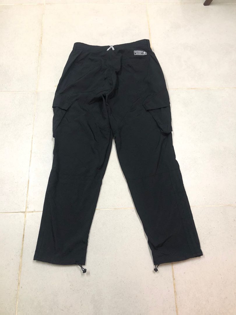 adidas Skateboarding Mens Standard Wind Pants Black/White SM : Amazon.in:  Fashion