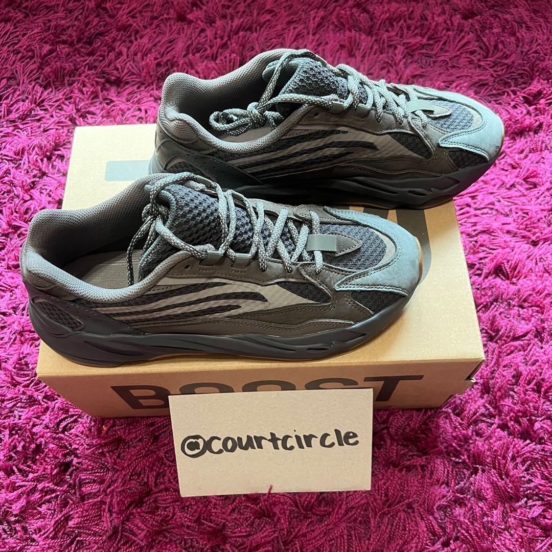 Yeezy sales geode resell