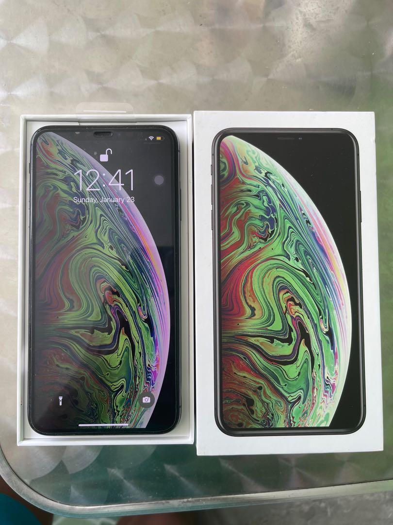 Apple iPhone XS Max 64gb Globelocked Space Gray (Category: iPhone X Series) located in Imus. Submitted by dandelro (Listing ID 1139232952, Image 1). Description: •Inclusions: Box, Manuals, Sim Ejector, Lightning Cable, Adapter •Globe locked •No issues besides the paint chips sa gilid (see photos). Matatakpan ng case •Battery health is at 86% •Location: Imus, Cavite •Price is fixed. Auto pass sa buy and sell •Icloud has been logged out •First owne